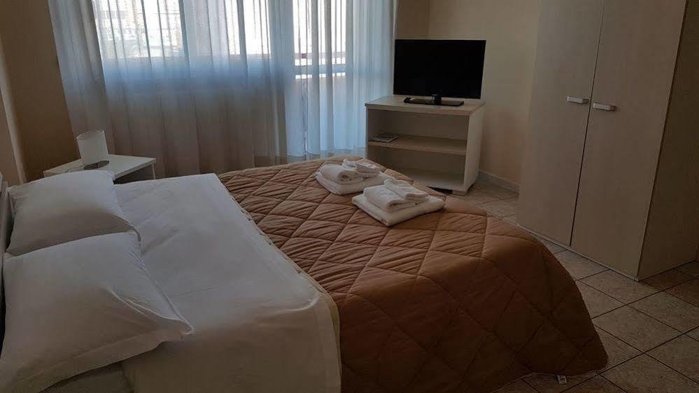 Quarantadue Quindici Hotell Termoli Eksteriør bilde