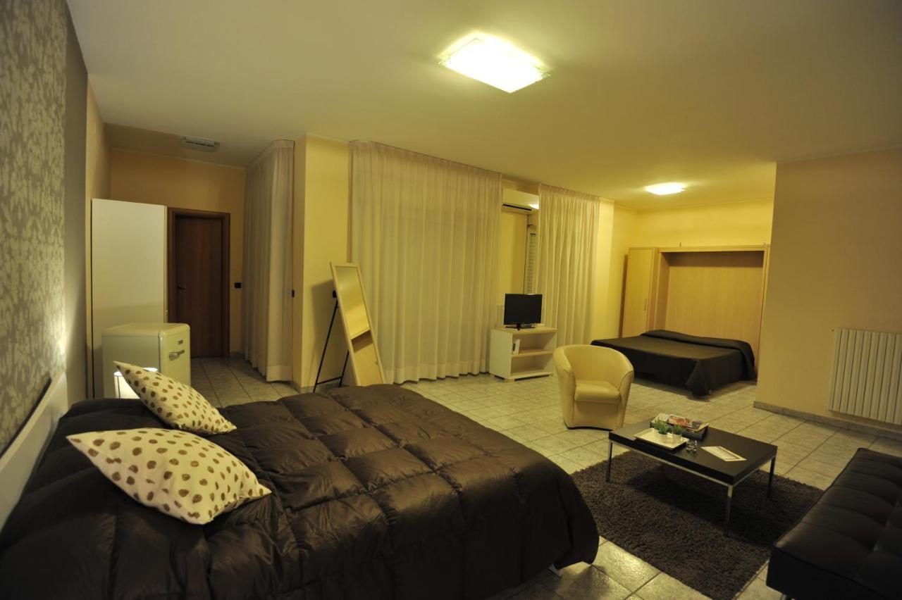 Quarantadue Quindici Hotell Termoli Eksteriør bilde